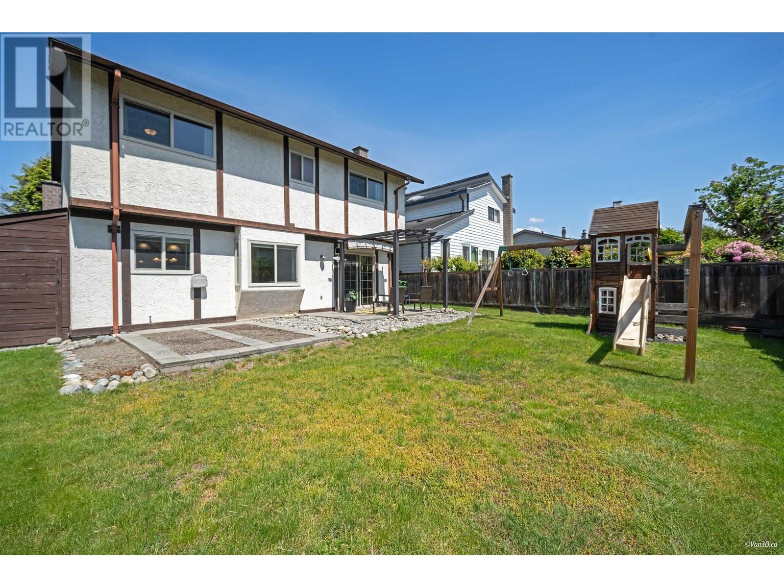 Photo 36 of 9666 Ashwood Drive, Richmond BC