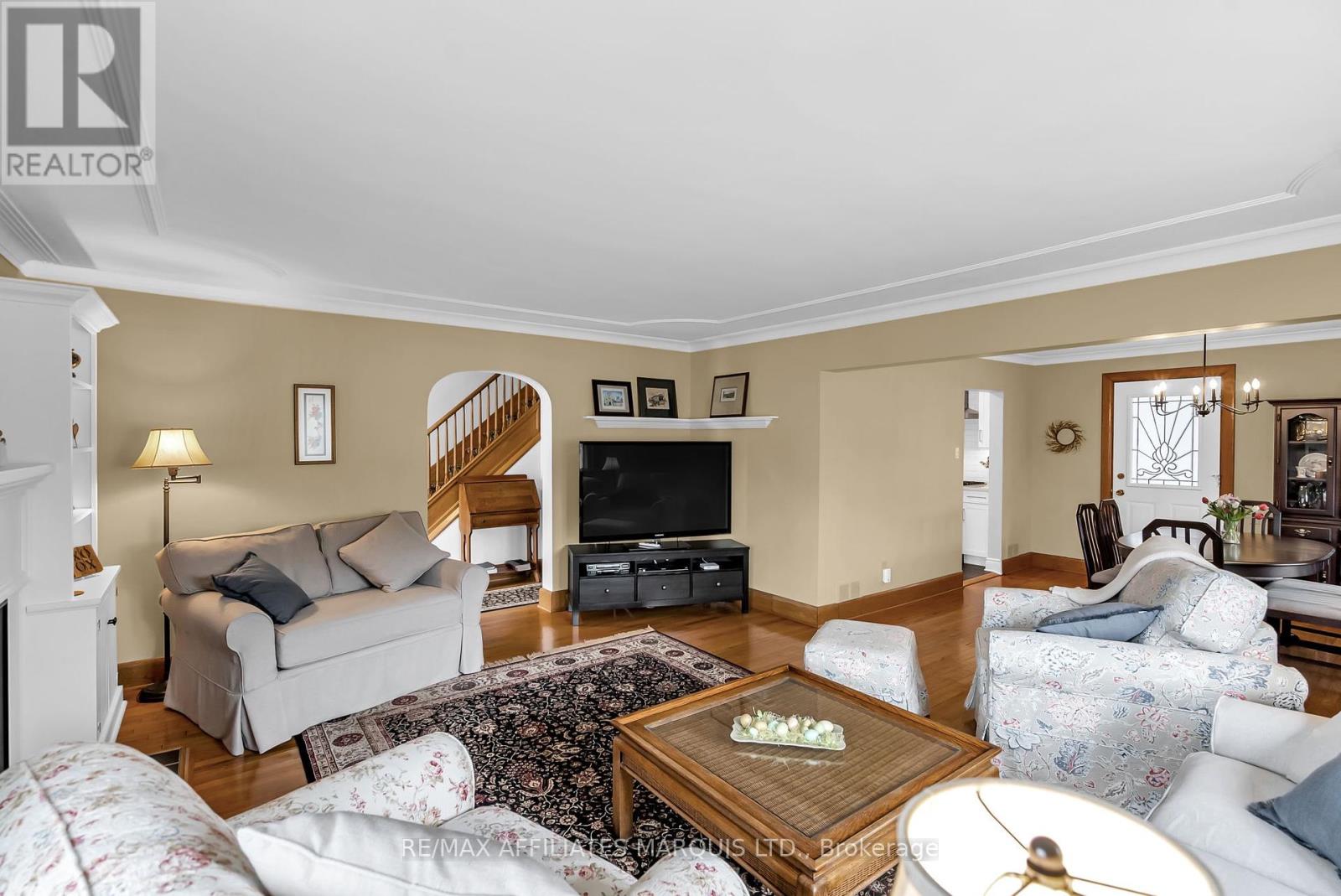 Photo 15 of 1601 Peter Street, Cornwall ON