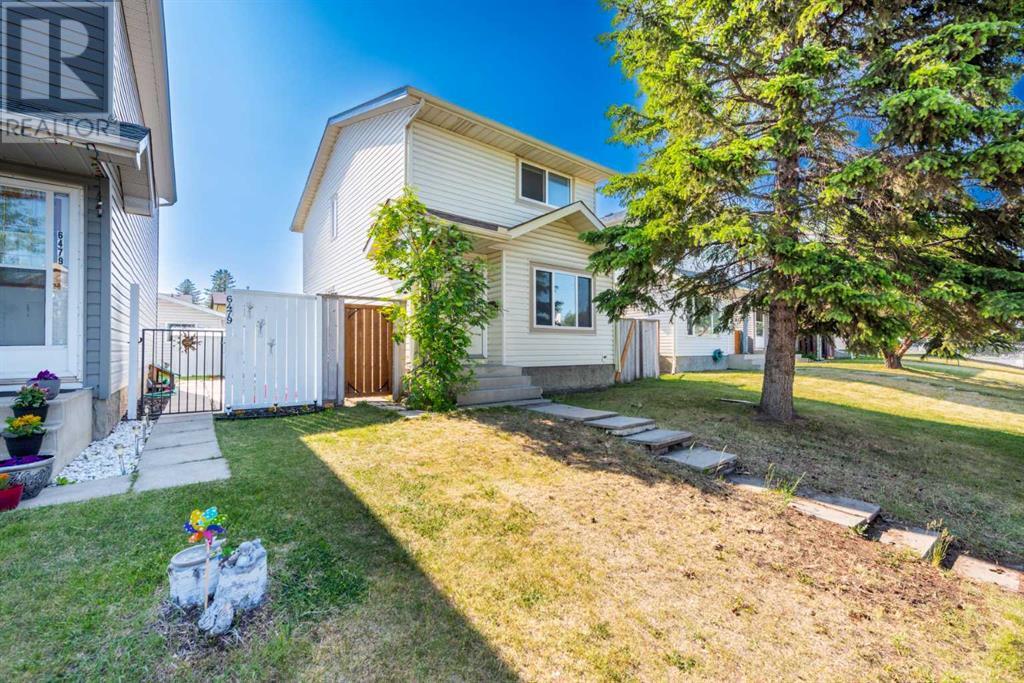 Single Family House for Sale in   Street NE Castleridge Calgary 