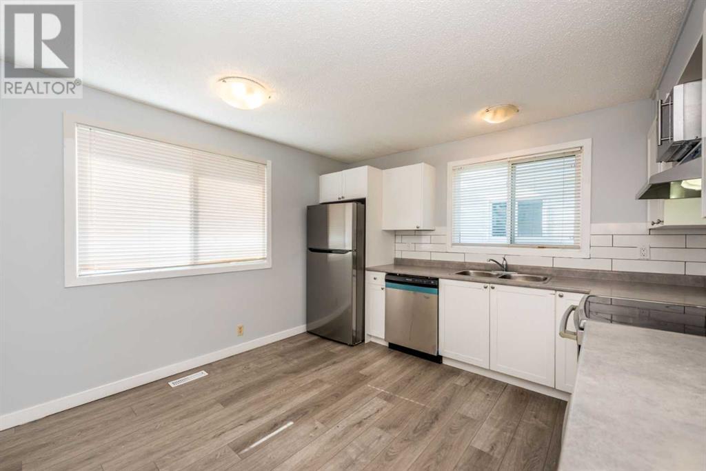 Single Family House for Sale in   Street NE Castleridge Calgary 