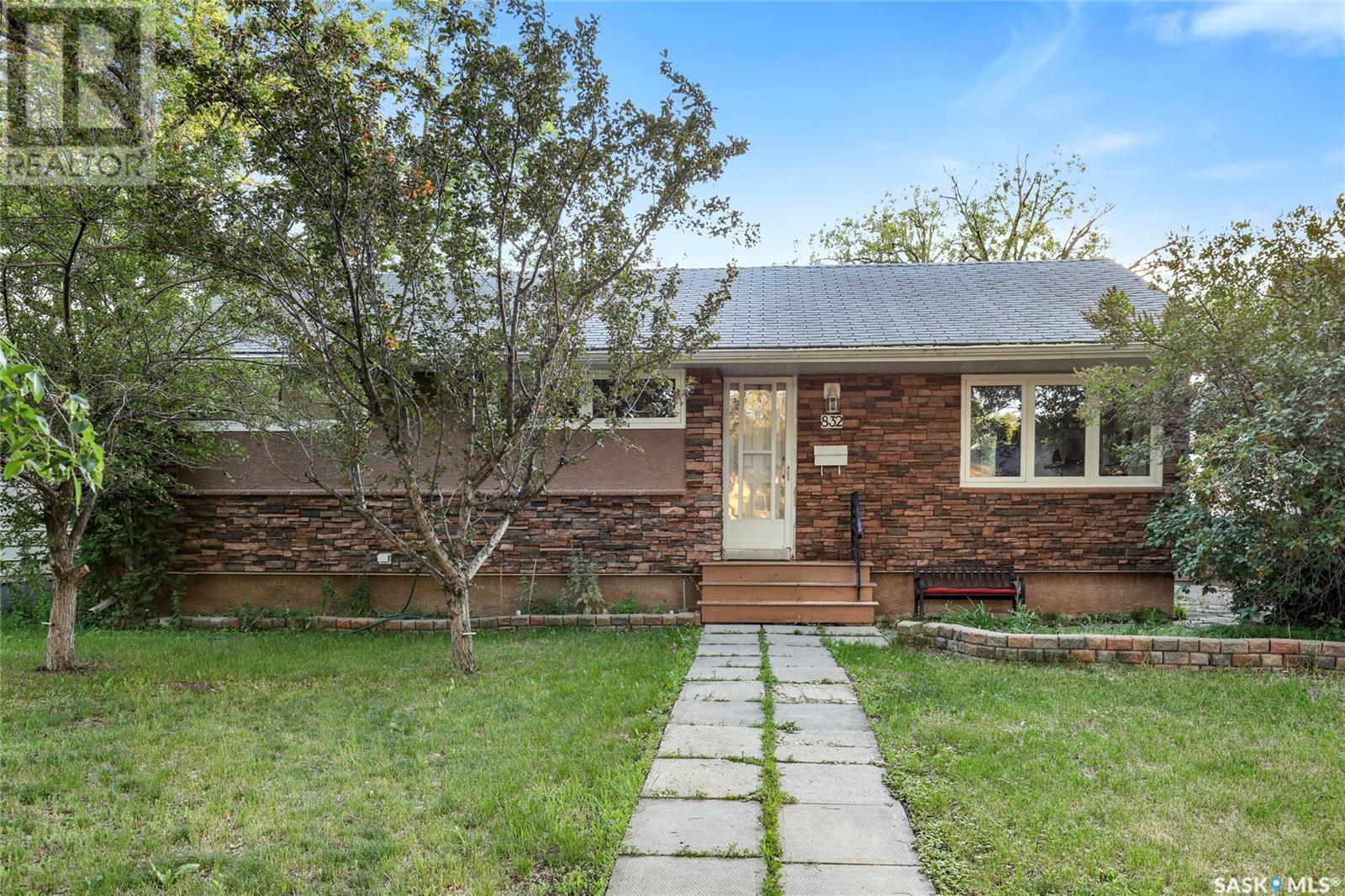 Single Family House Bungalow for Sale in  Walker STREET Regina 