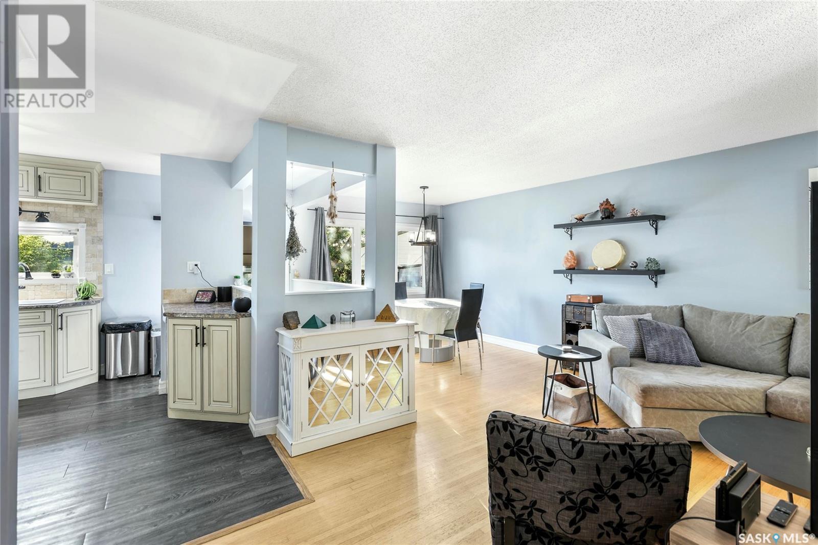 Single Family House Bungalow for Sale in  Walker STREET Regina 