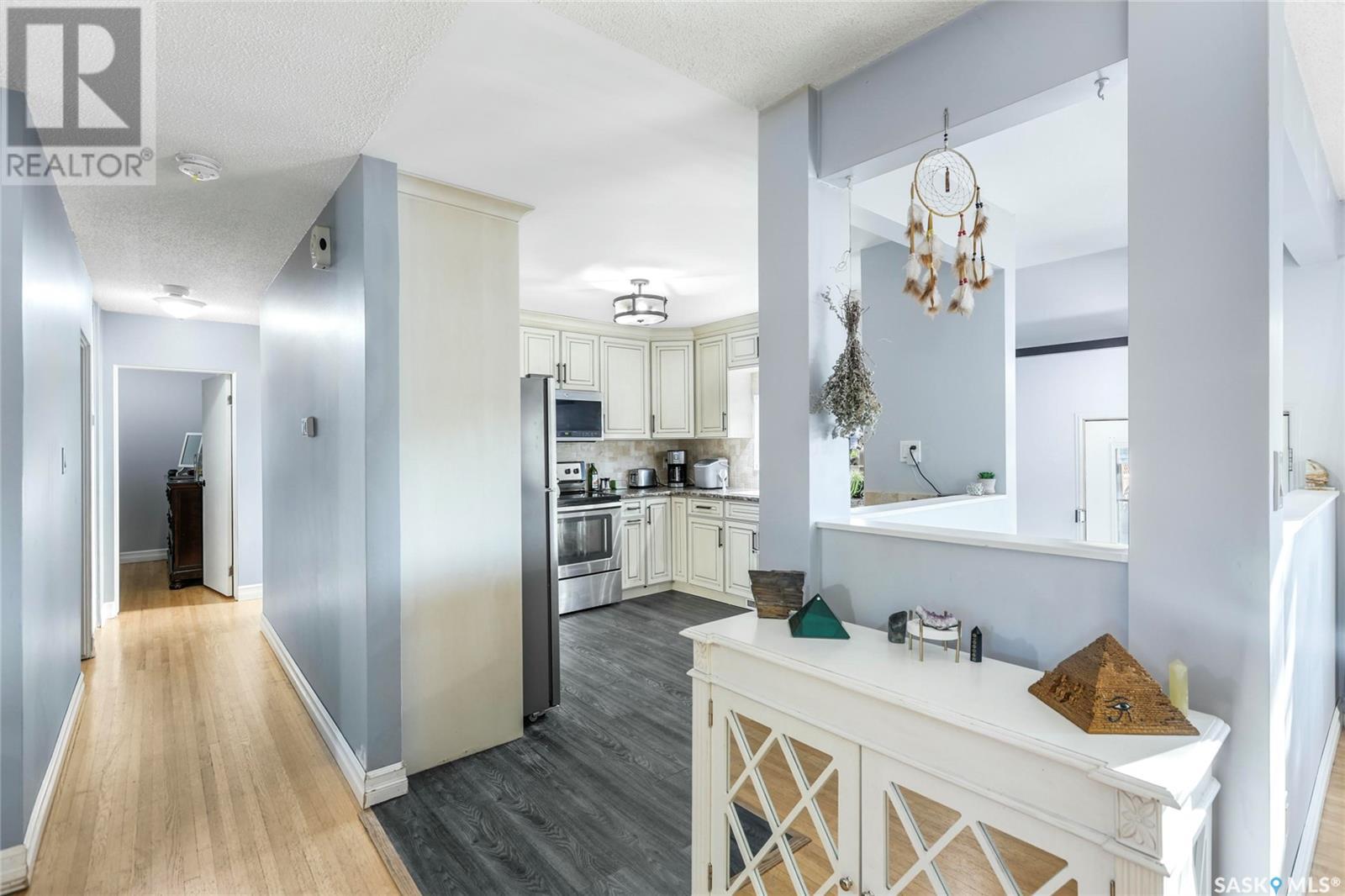 Single Family House Bungalow for Sale in  Walker STREET Regina 
