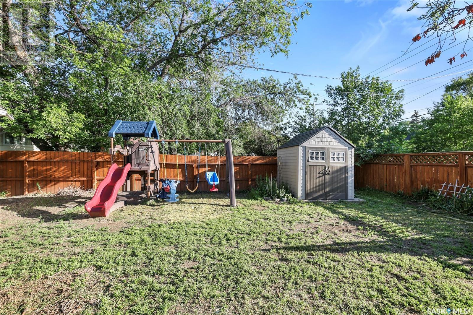 Single Family House Bungalow for Sale in  Walker STREET Regina 