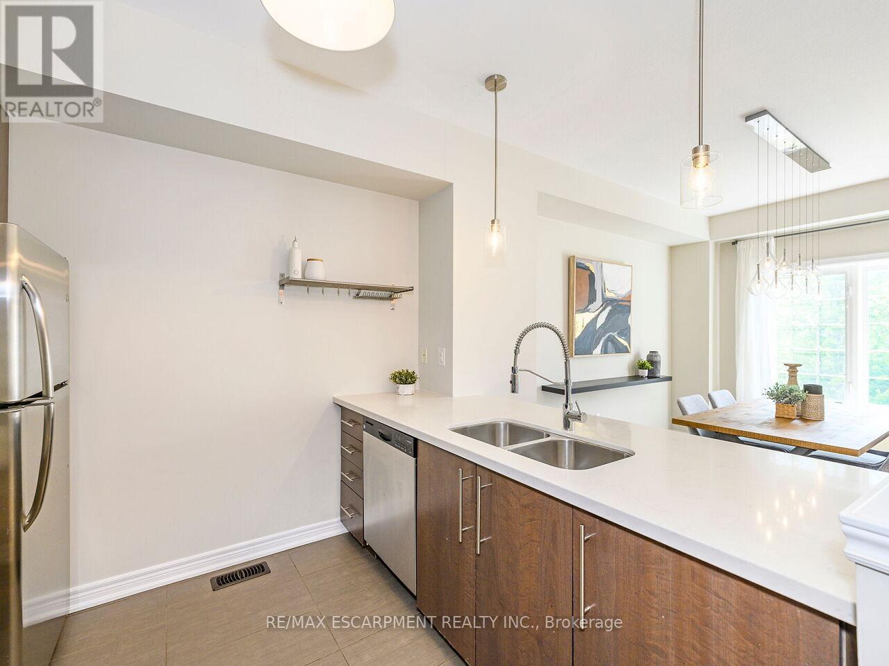Photo 33 of 84 515 Winston Road, Grimsby ON