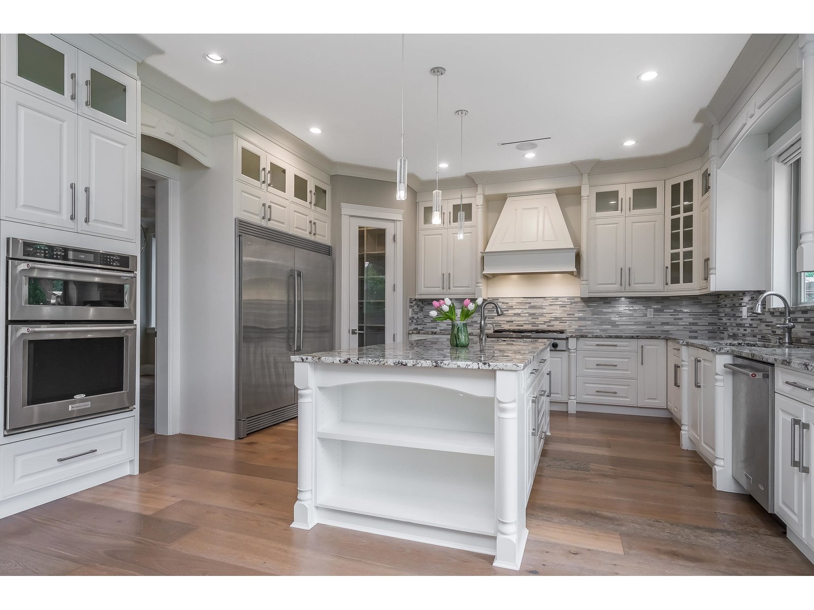 Photo 5 of 3922 205 A Street, Langley BC