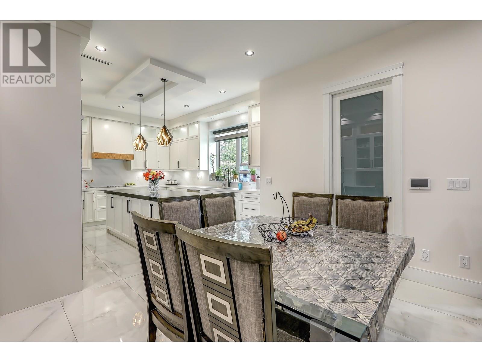 Photo 9 of 8763 10th Avenue, Burnaby BC