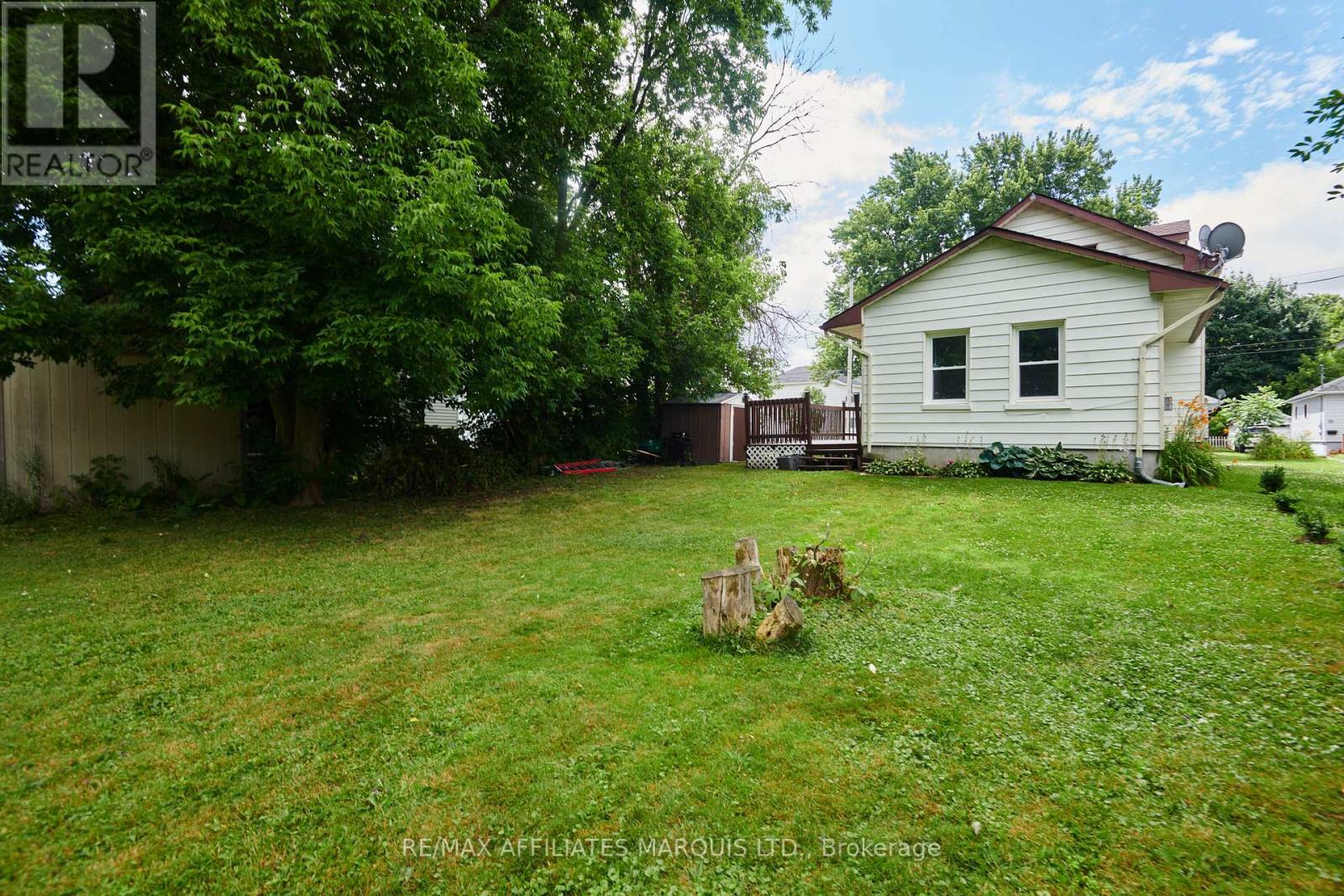 Photo 22 of 337 Sixth Street E, Cornwall ON