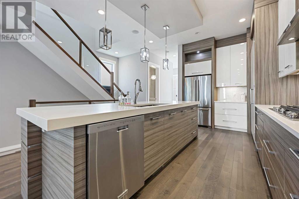 Single Family House for Sale in   Avenue SW South Calgary Calgary 