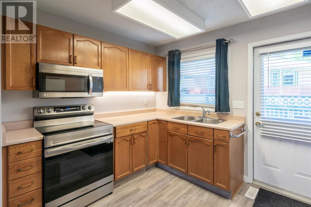 Single Family House Bungalow for Sale in  Dovely Park SE Dover Calgary 