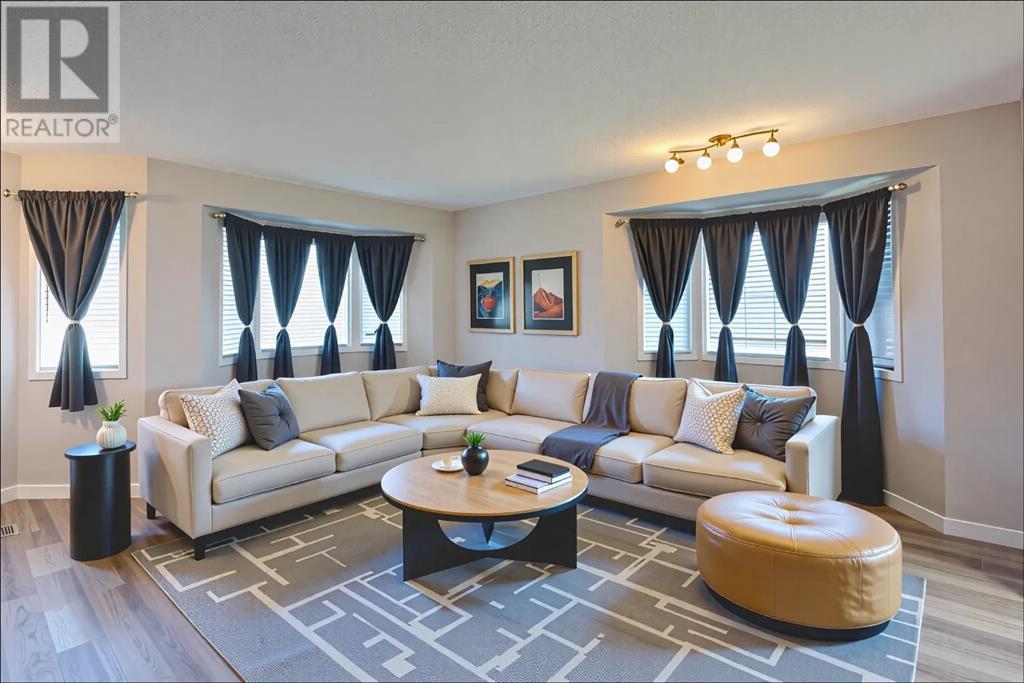 Single Family House Bungalow for Sale in  Dovely Park SE Dover Calgary 