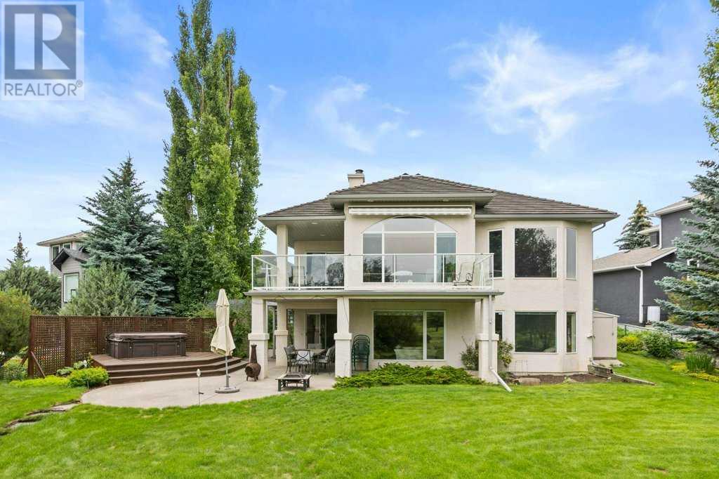 Single Family House Bungalow for Sale in  Valley Springs Road NW Valley Ridge Calgary 