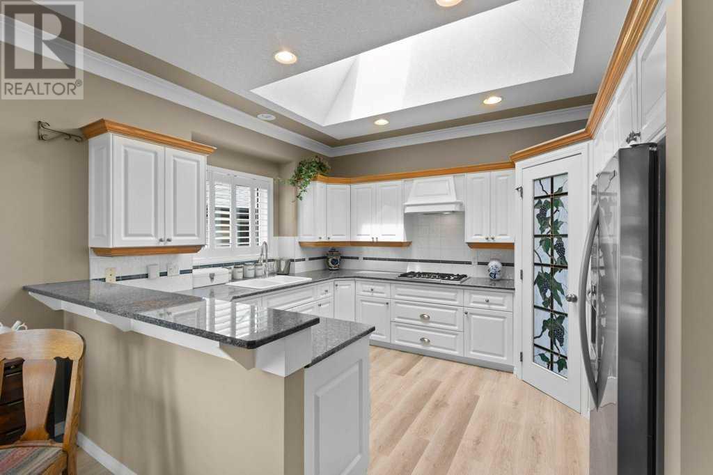 Single Family House Bungalow for Sale in  Valley Springs Road NW Valley Ridge Calgary 
