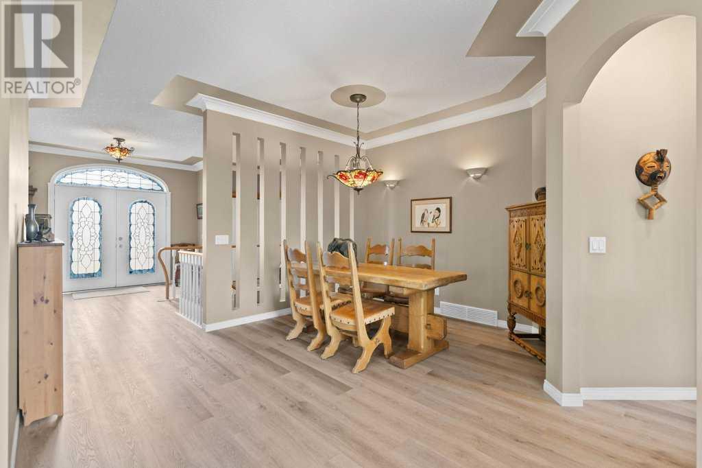 Single Family House Bungalow for Sale in  Valley Springs Road NW Valley Ridge Calgary 