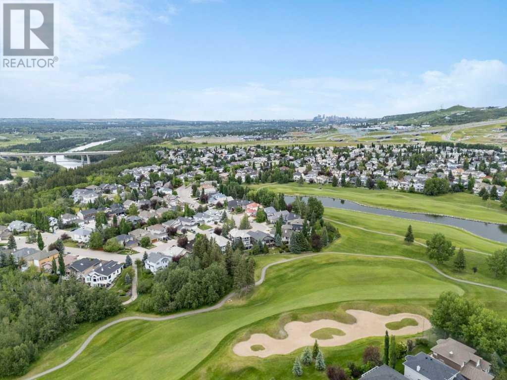 Single Family House Bungalow for Sale in  Valley Springs Road NW Valley Ridge Calgary 