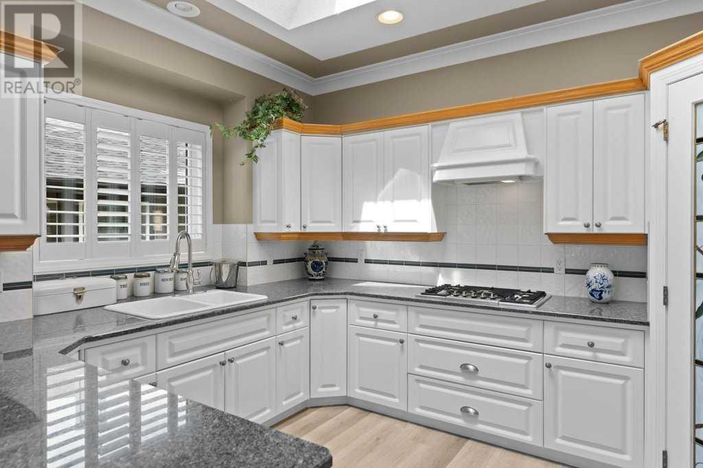 Single Family House Bungalow for Sale in  Valley Springs Road NW Valley Ridge Calgary 