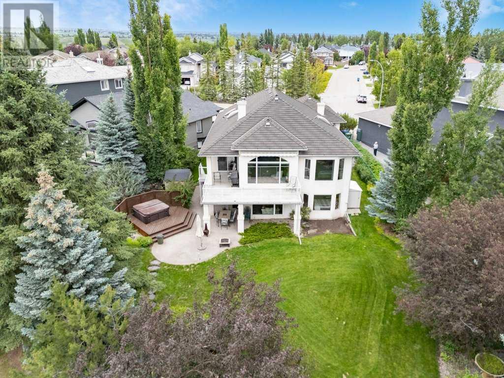Single Family House Bungalow for Sale in  Valley Springs Road NW Valley Ridge Calgary 