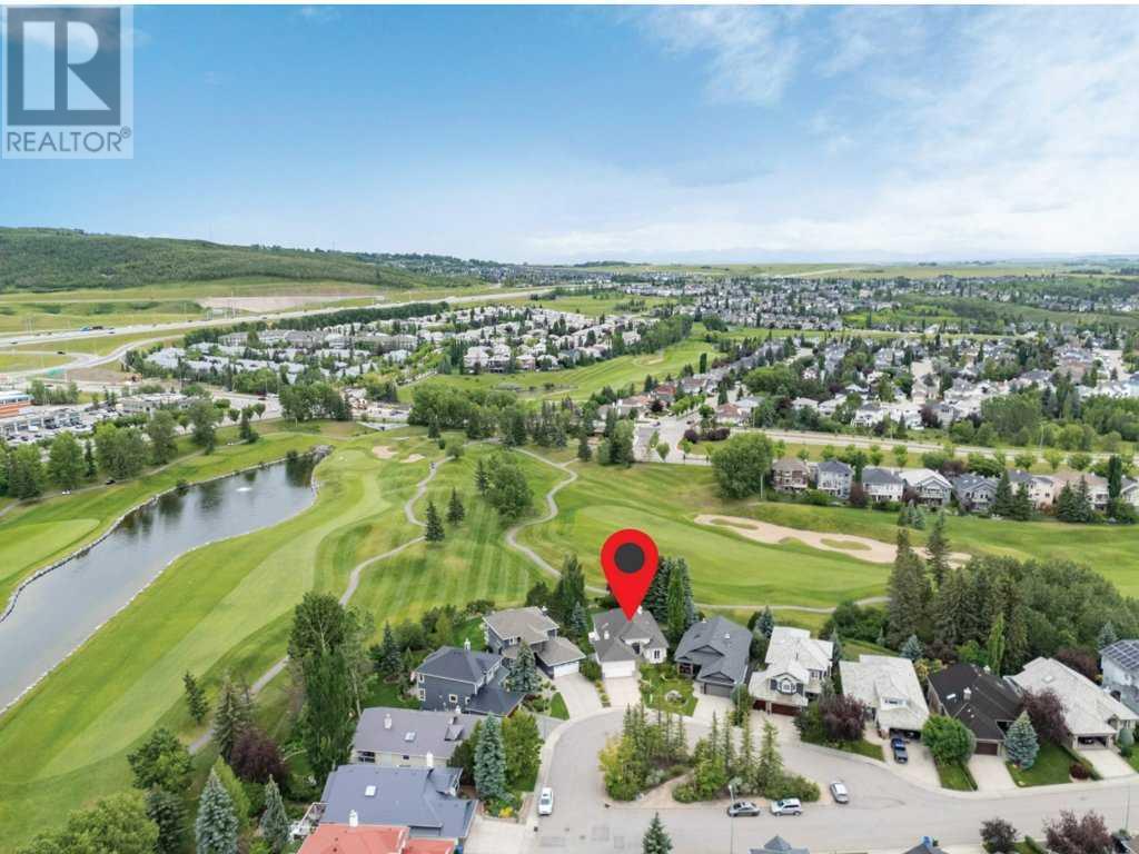 Single Family House Bungalow for Sale in  Valley Springs Road NW Valley Ridge Calgary 