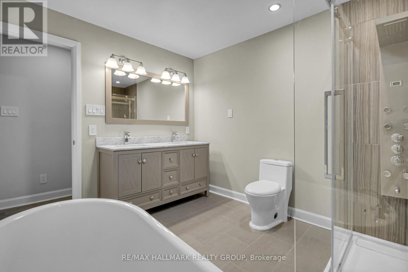 Photo 22 of 3253 Riverside Drive, Ottawa ON
