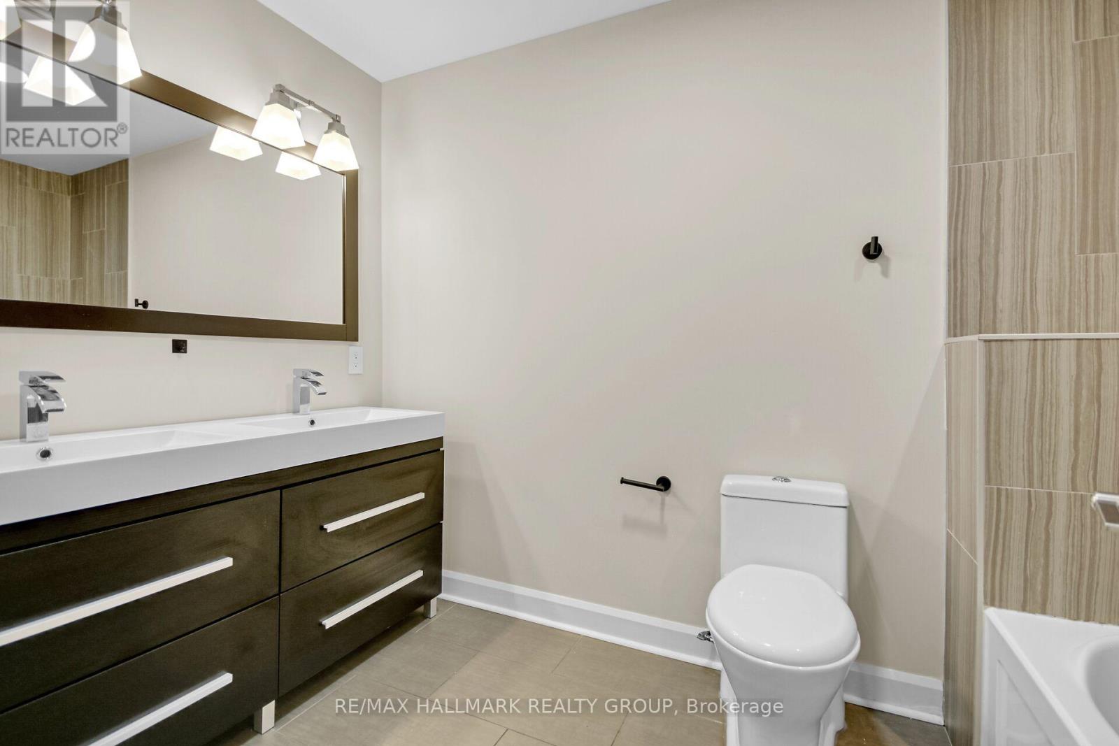 Photo 26 of 3253 Riverside Drive, Ottawa ON