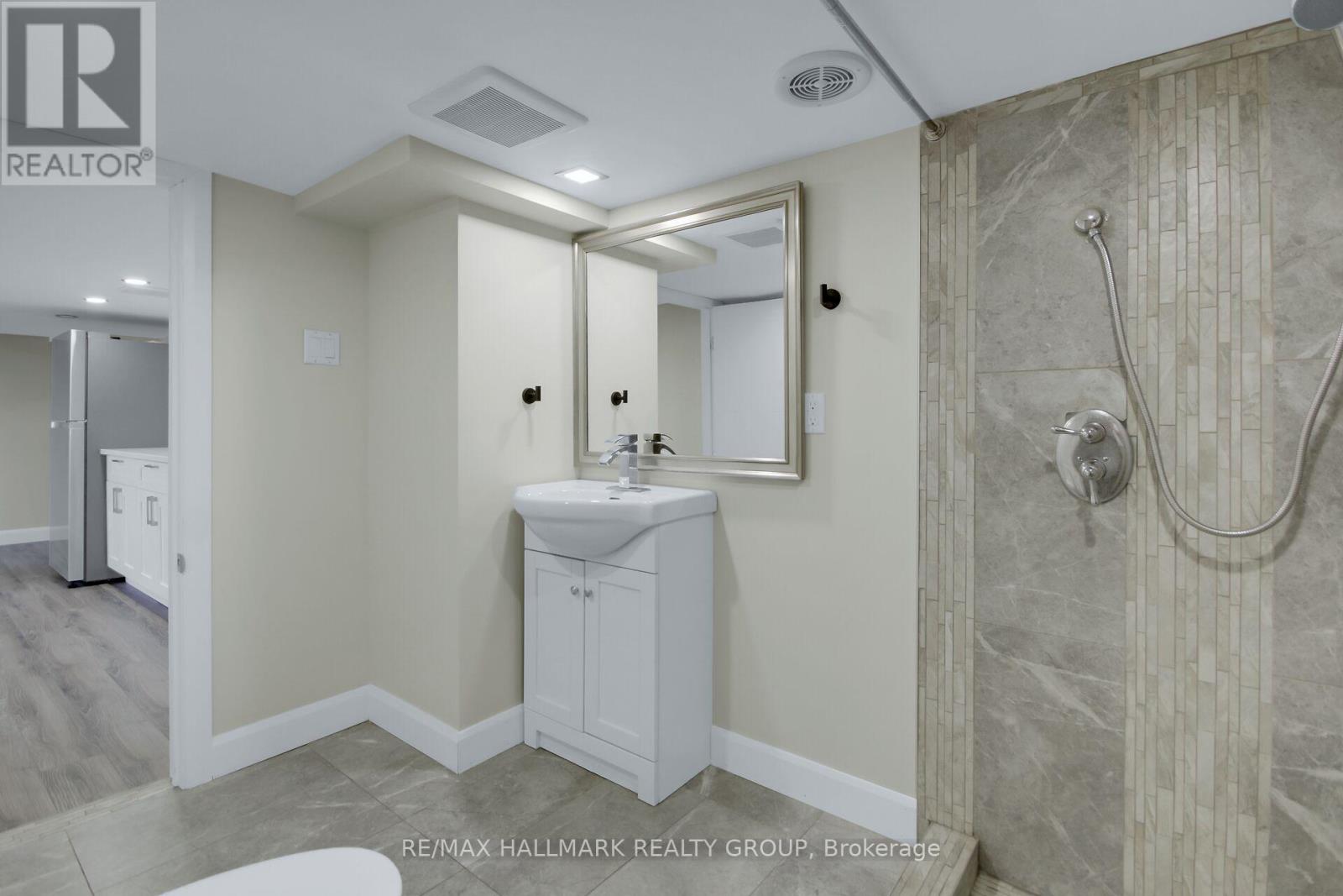 Photo 31 of 3253 Riverside Drive, Ottawa ON