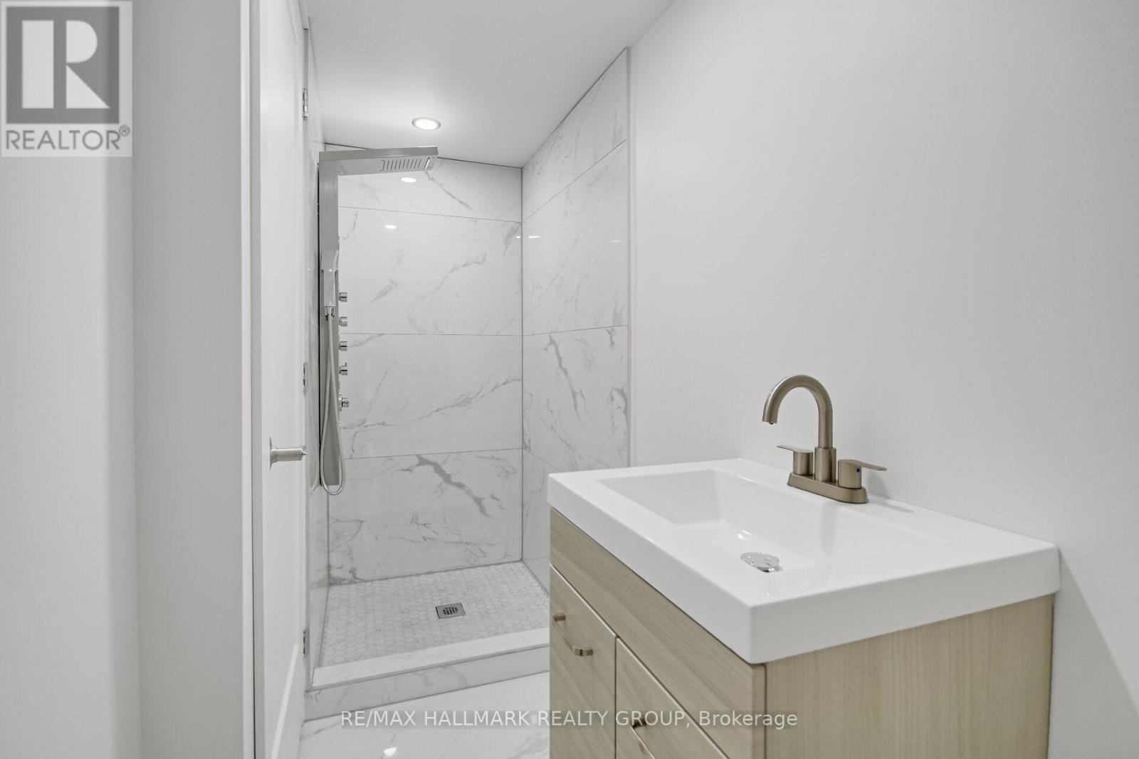 Photo 34 of 3253 Riverside Drive, Ottawa ON