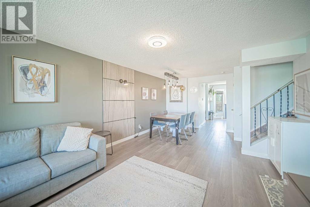 Single Family House for Sale in  Templeby Way NE Temple Calgary 