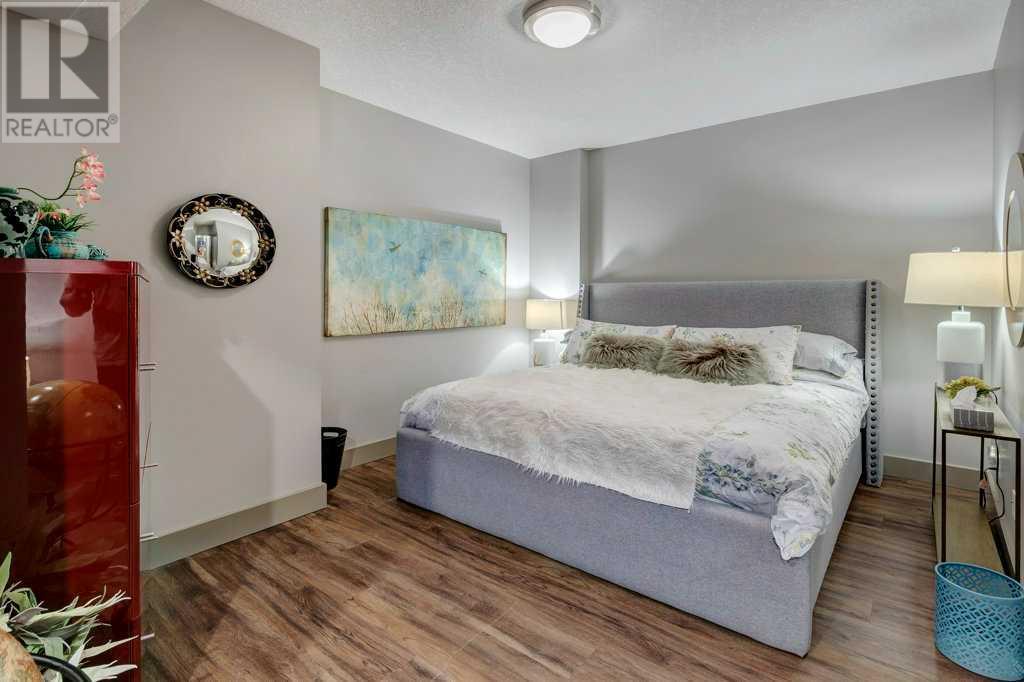 Single Family House for Sale in   Avenue SW Richmond Calgary 