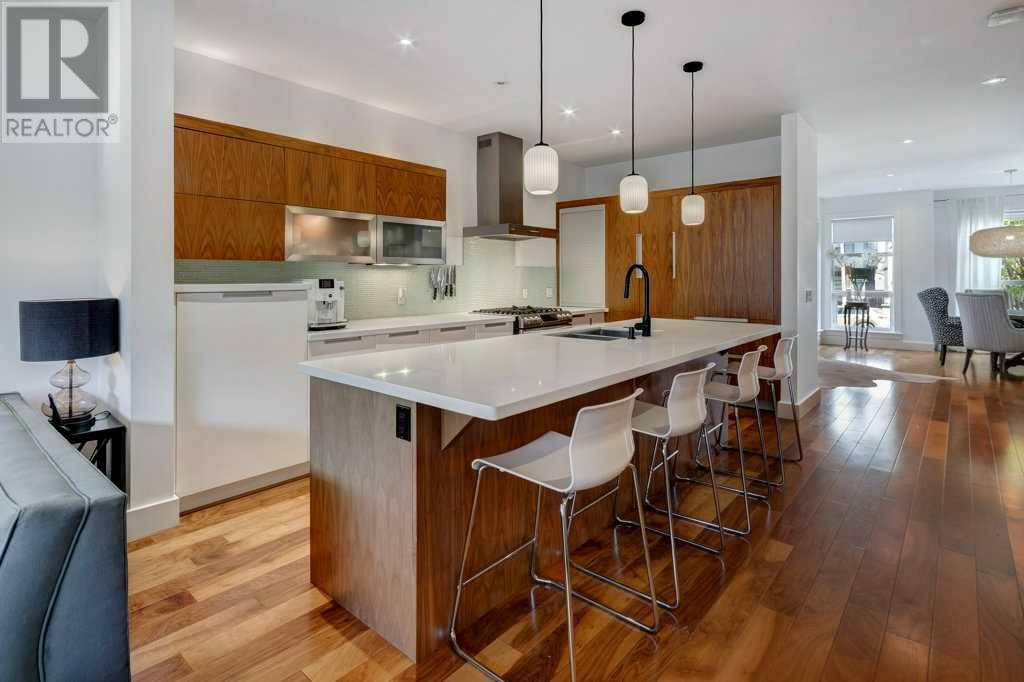 Single Family House for Sale in   Avenue SW Richmond Calgary 