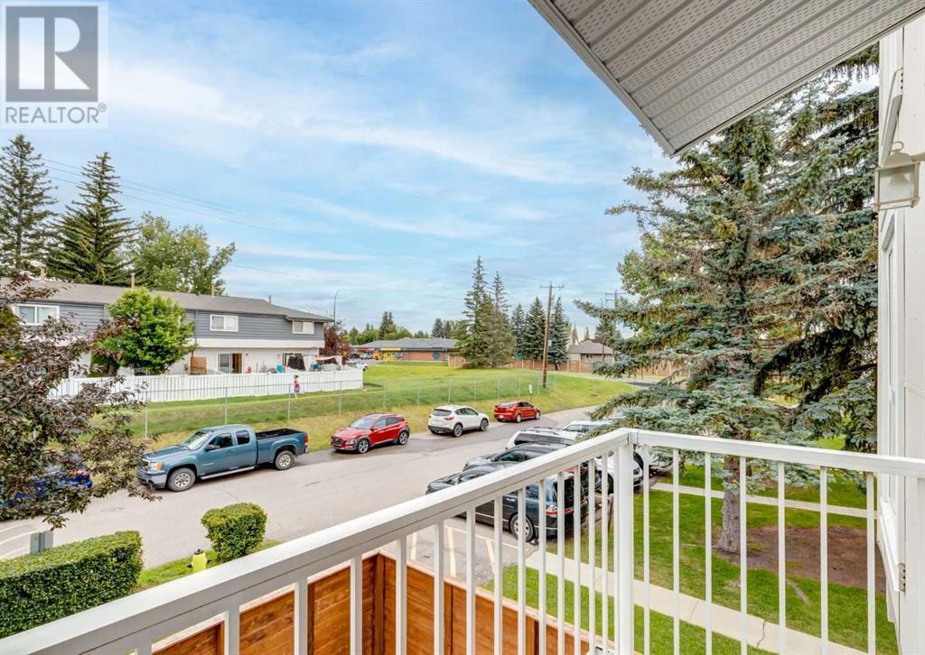 Single Family House for Sale in   Elbow Drive SW Canyon Meadows Calgary 