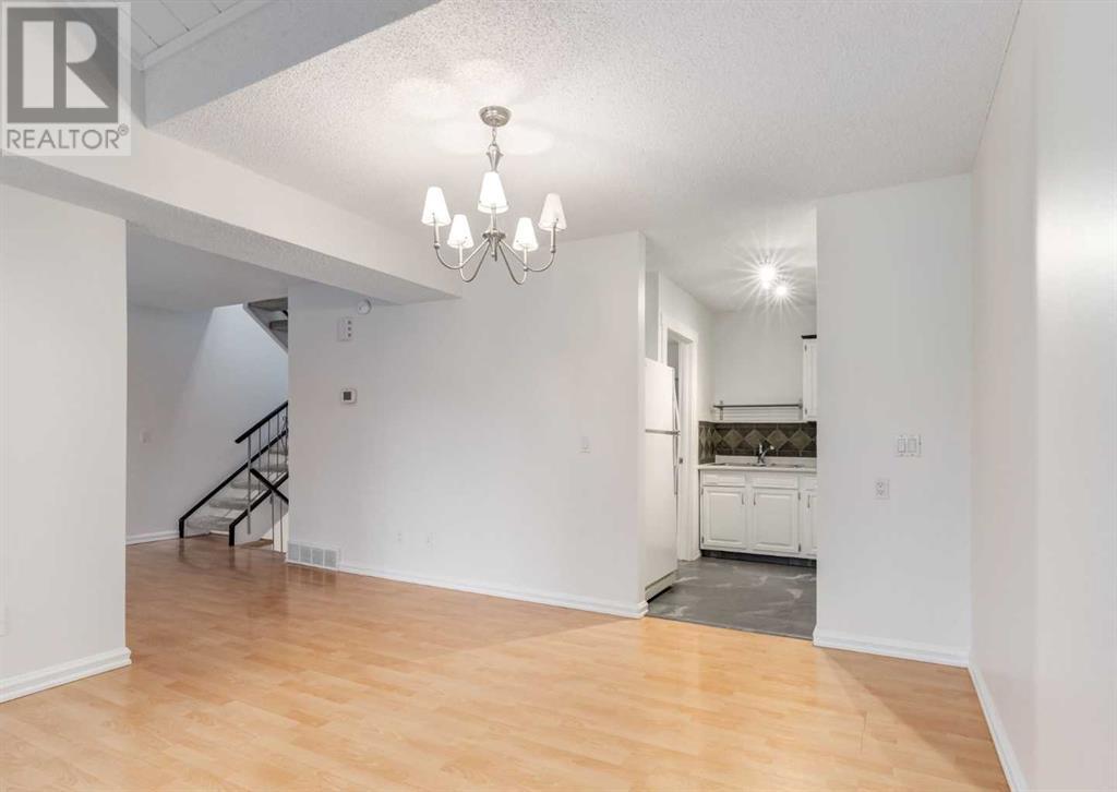 Single Family House for Sale in   Elbow Drive SW Canyon Meadows Calgary 