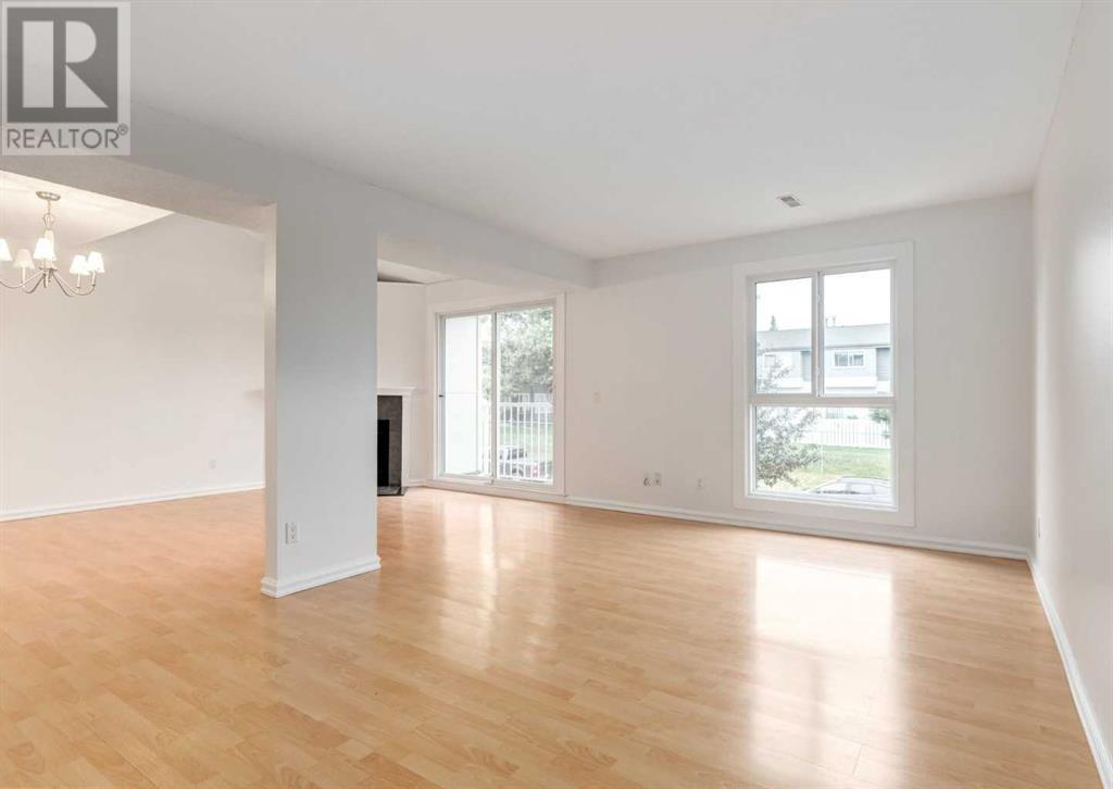 Single Family House for Sale in   Elbow Drive SW Canyon Meadows Calgary 