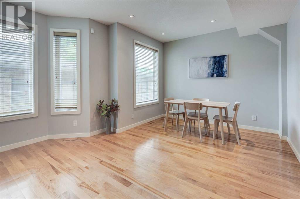 Single Family House for Sale in    Avenue NE Crescent Heights Calgary 