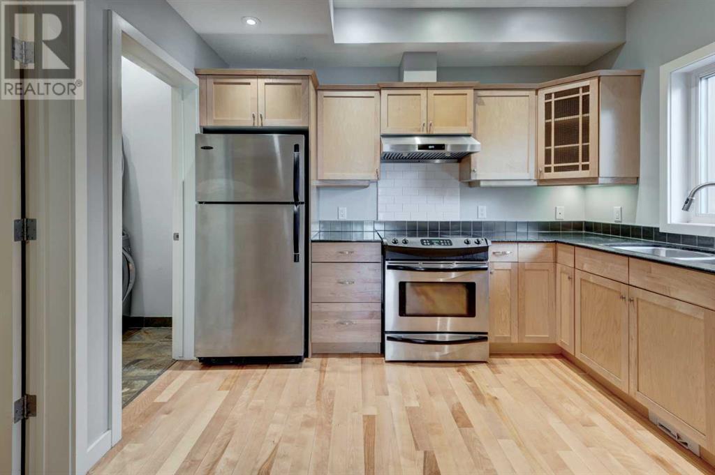 Single Family House for Sale in    Avenue NE Crescent Heights Calgary 