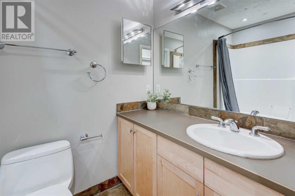 Single Family House for Sale in    Avenue NE Crescent Heights Calgary 