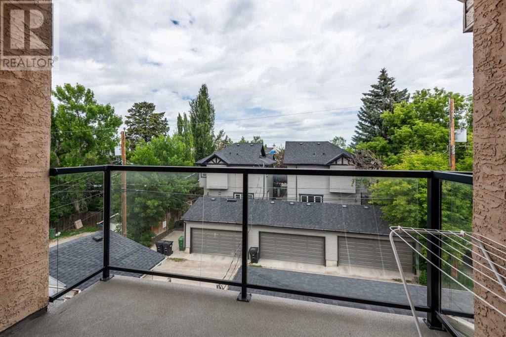 Single Family House for Sale in    Avenue NE Crescent Heights Calgary 