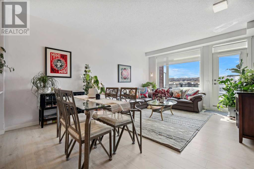Single Family House for Sale in   Sherwood Square NW Sherwood Calgary 