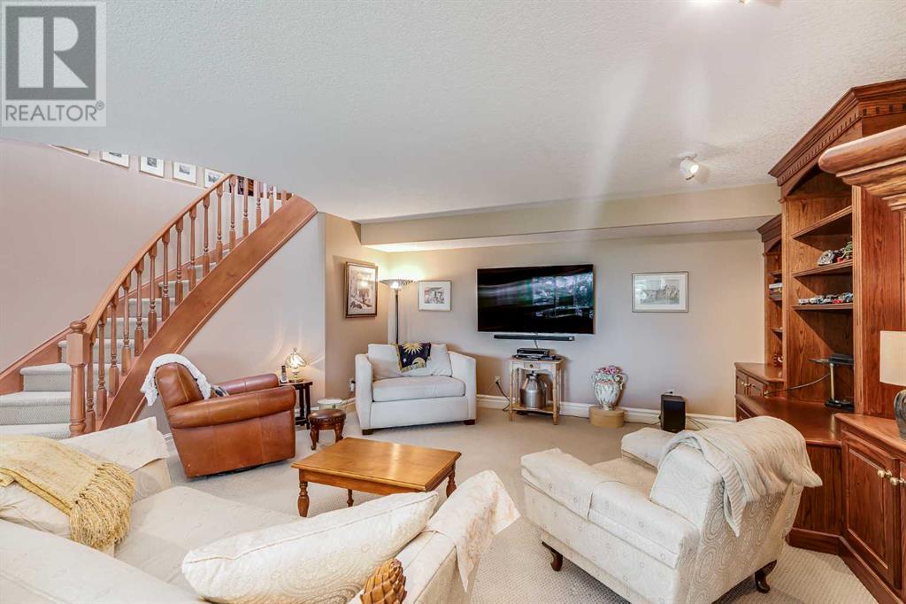 Single Family House Bungalow for Sale in  Hamptons Way NW Hamptons Calgary 