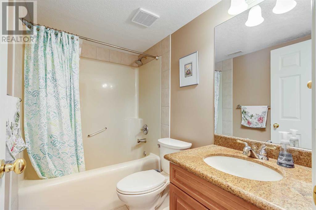 Single Family House Bungalow for Sale in  Hamptons Way NW Hamptons Calgary 
