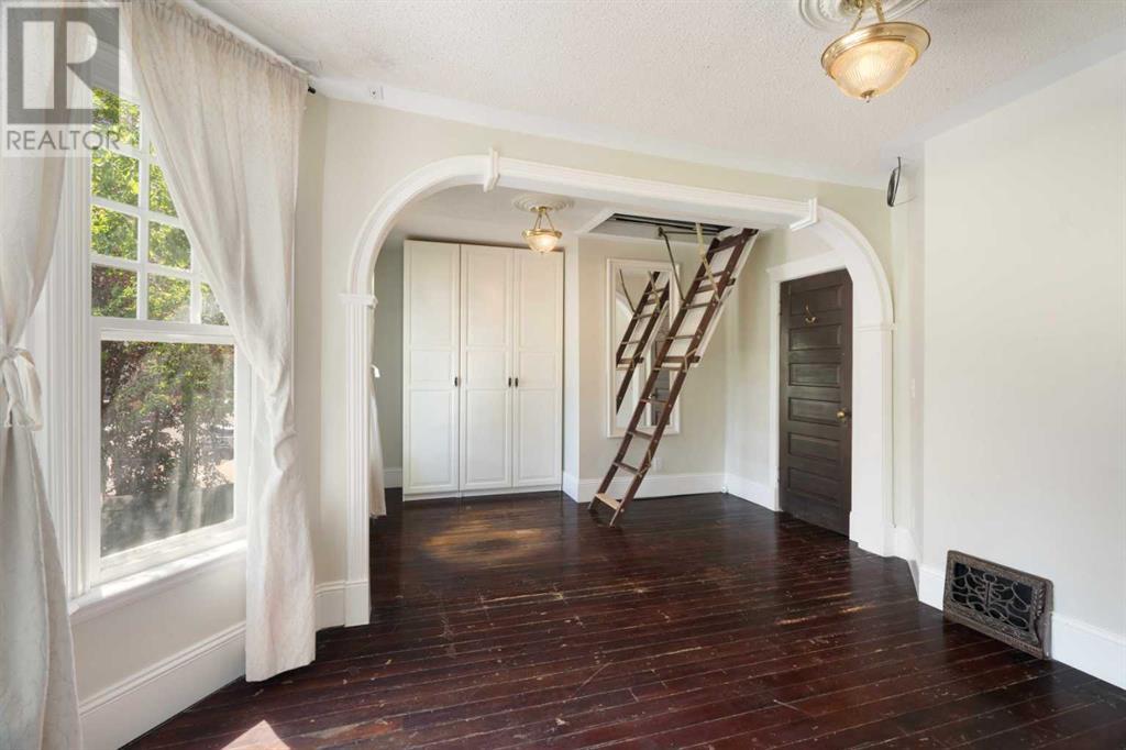 Single Family House for Sale in   Street SW Mission Calgary 