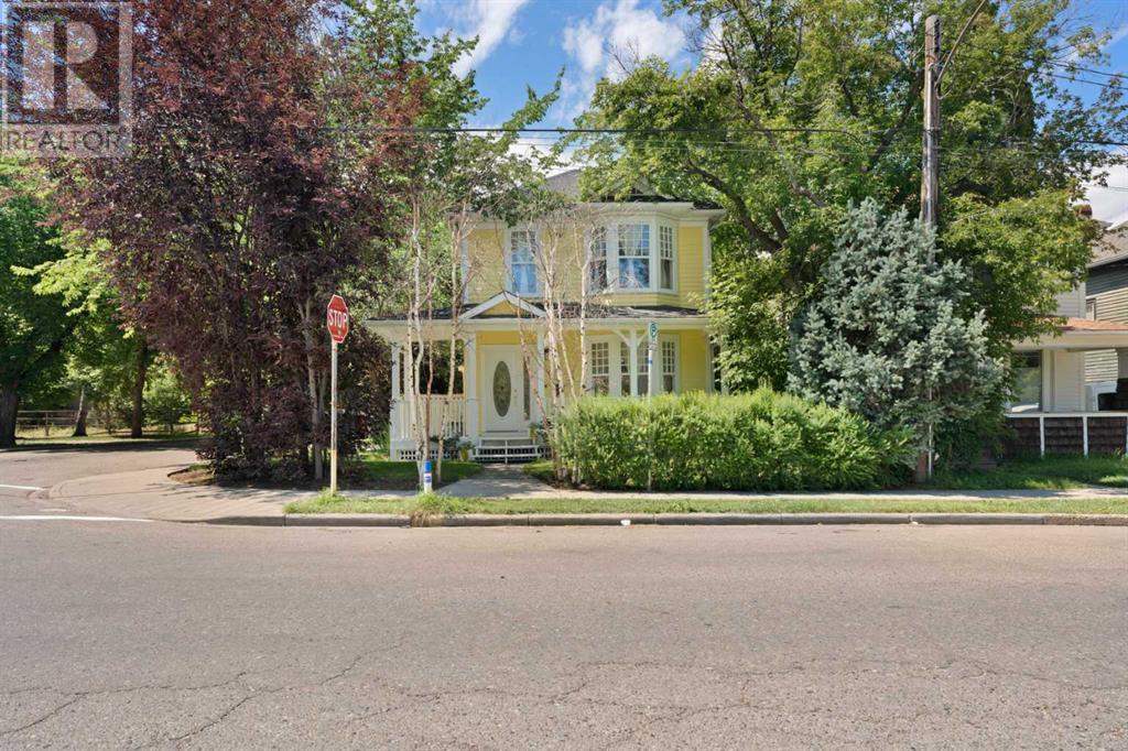 Single Family House for Sale in   Street SW Mission Calgary 