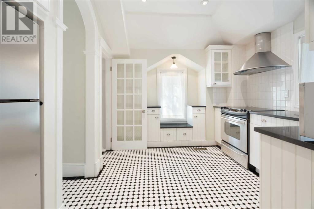 Single Family House for Sale in   Street SW Mission Calgary 