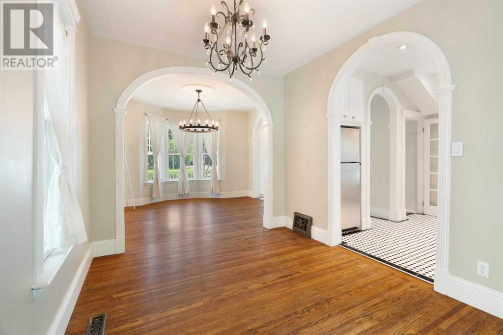 Single Family House for Sale in   Street SW Mission Calgary 