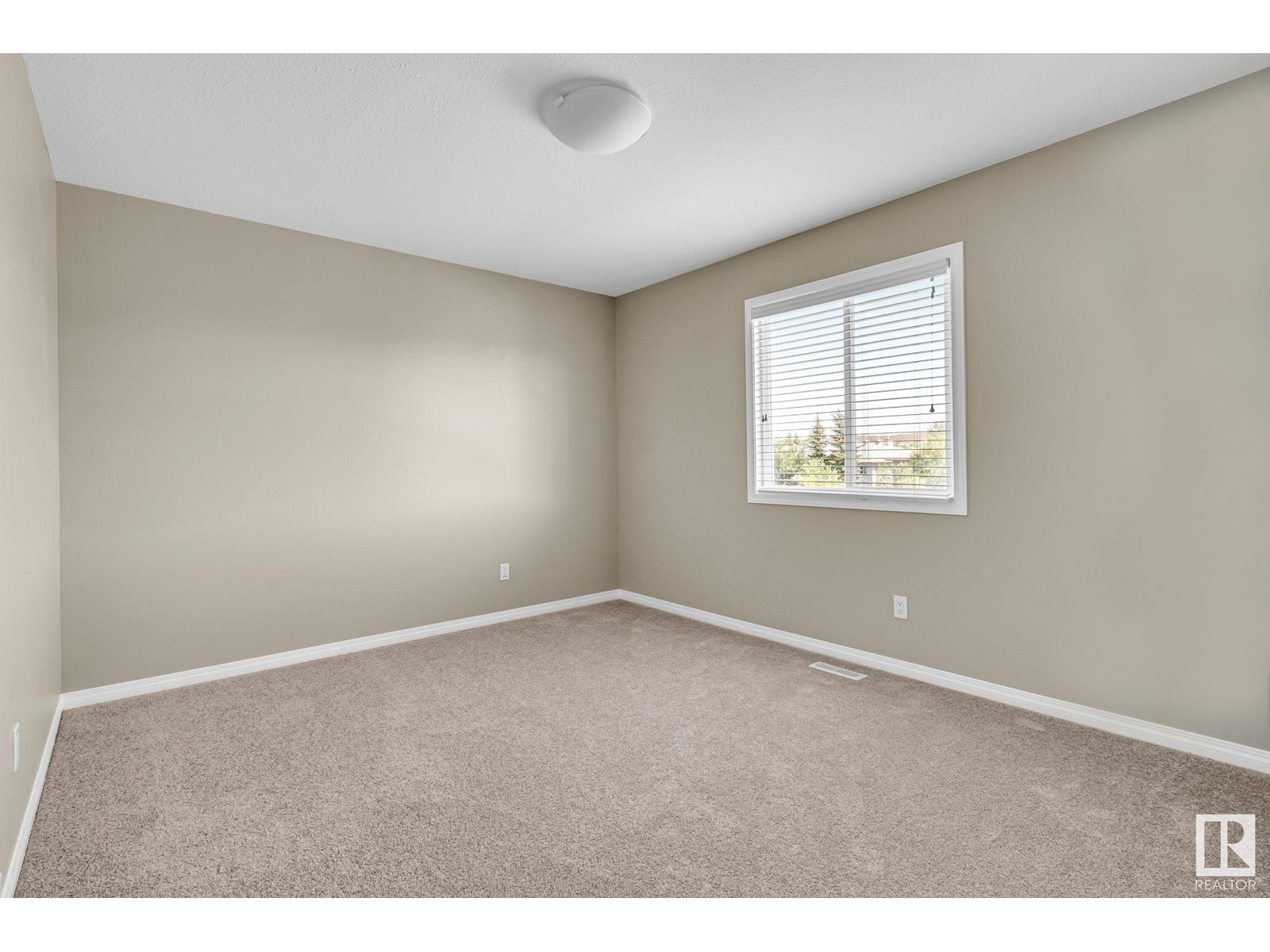 Photo 41 of 14 Wesleyan Co, Fort Saskatchewan AB