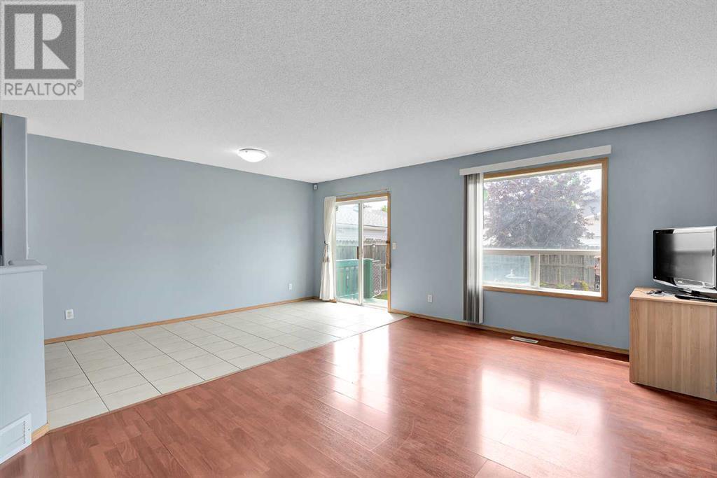 Single Family House for Sale in  Harvest Rose Circle NE Harvest Hills Calgary 
