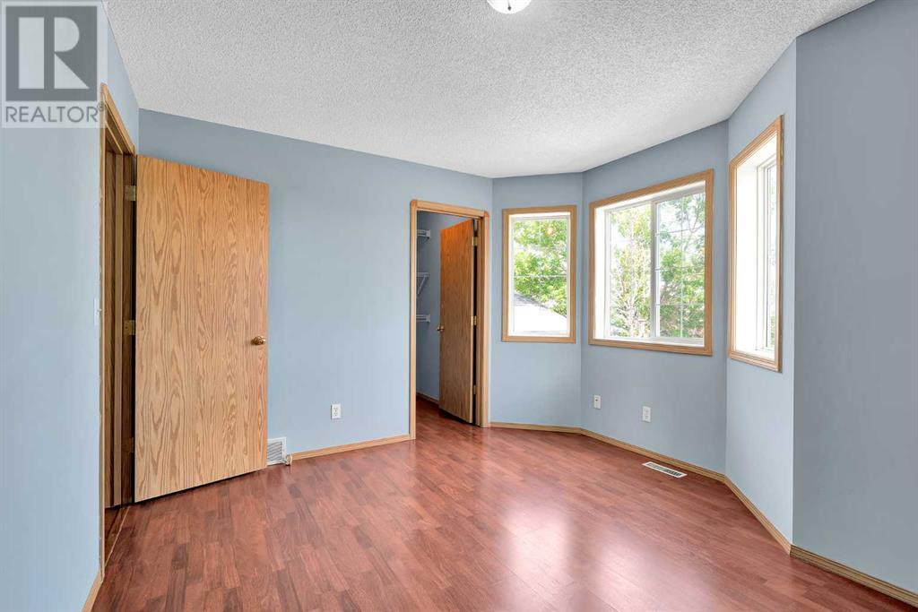 Single Family House for Sale in  Harvest Rose Circle NE Harvest Hills Calgary 