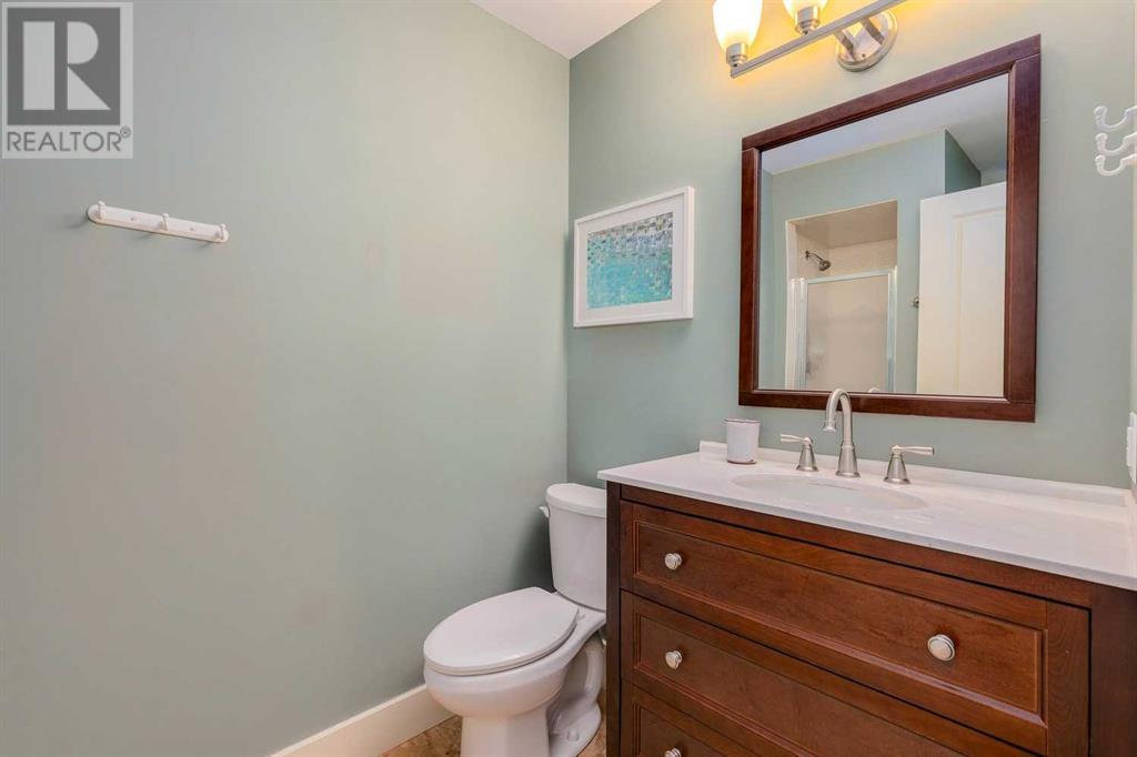 Single Family House for Sale in    Avenue SW Lakeview Calgary 