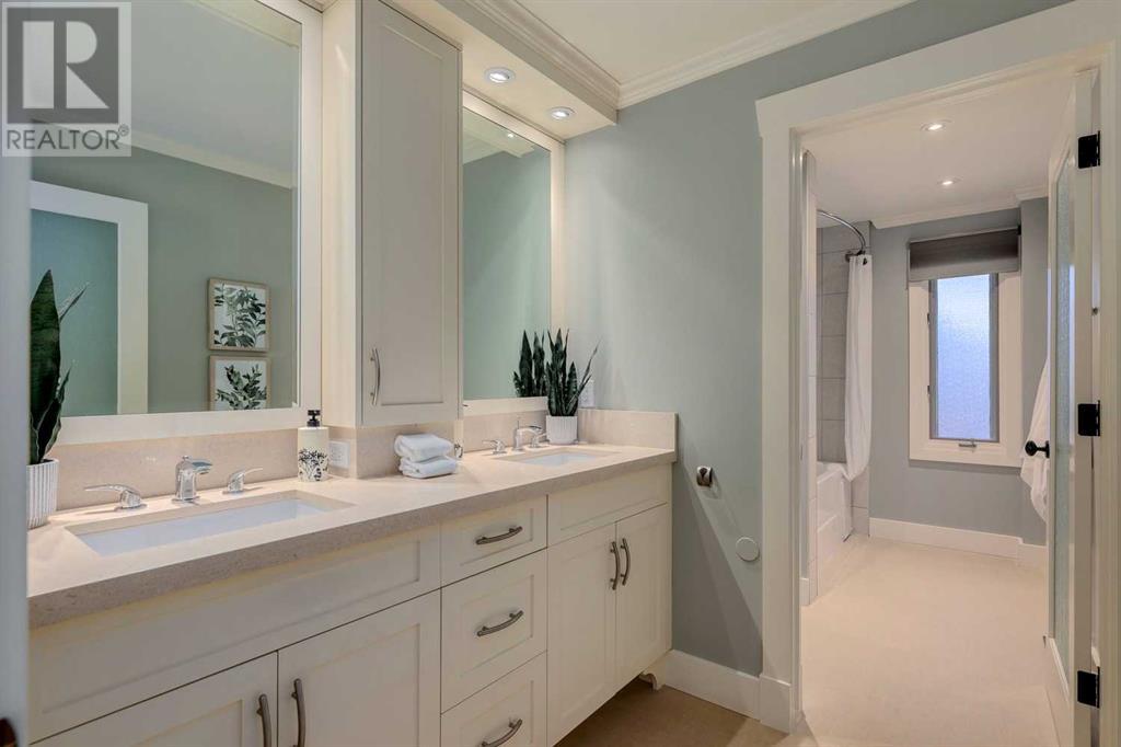 Single Family House for Sale in    Avenue SW Lakeview Calgary 