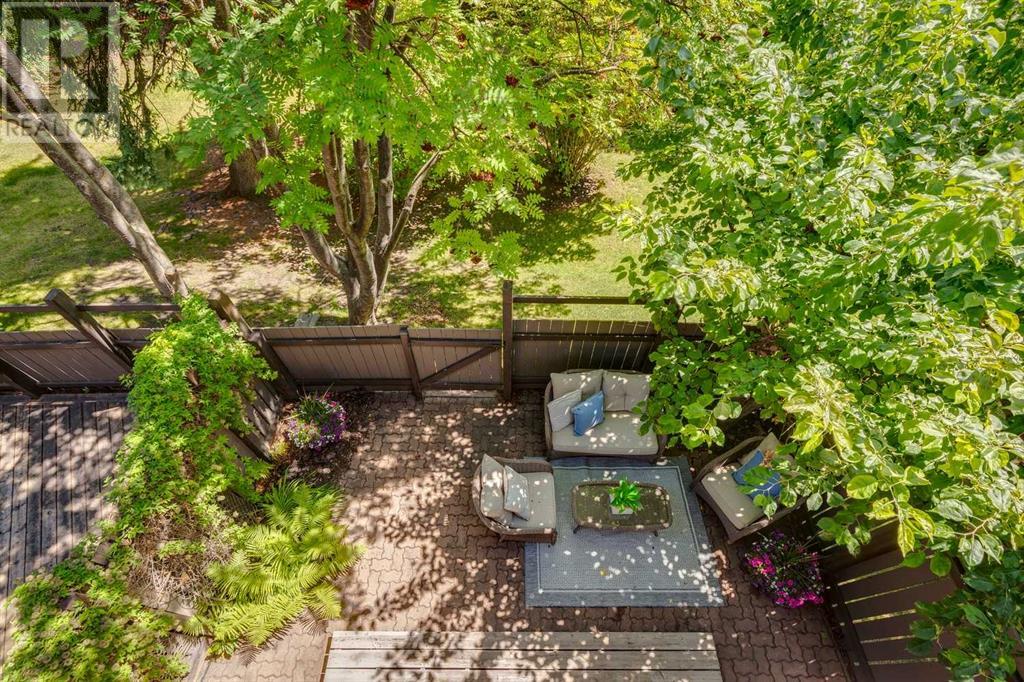 Single Family House for Sale in    Avenue SW Lakeview Calgary 
