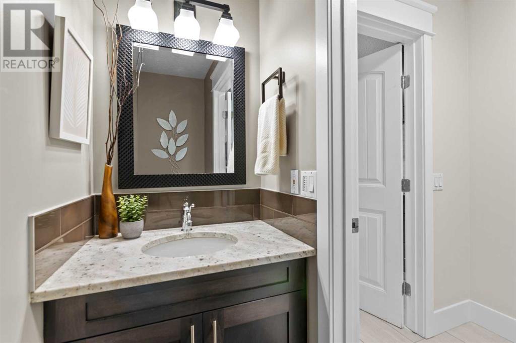 Single Family House for Sale in  Signal Ridge Place SW Signal Hill Calgary 